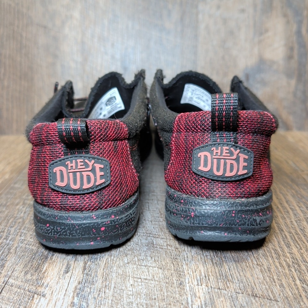 Hey Dude Wally Youth Flow Santiago Black Kids Size 6 Womens Size 7 Casual Slipon - Picture 7 of 13